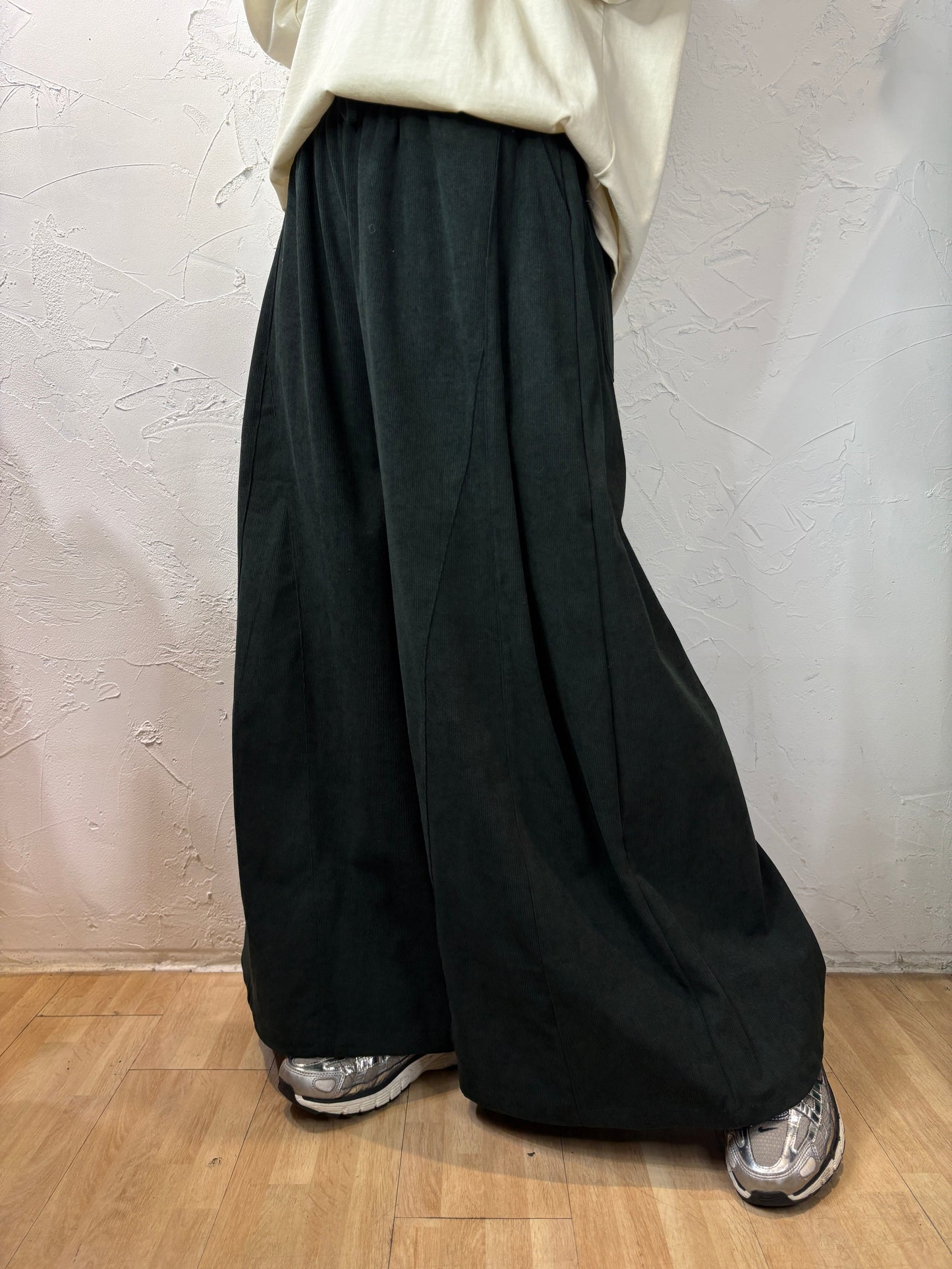 Corduroy Skirt-like Pants