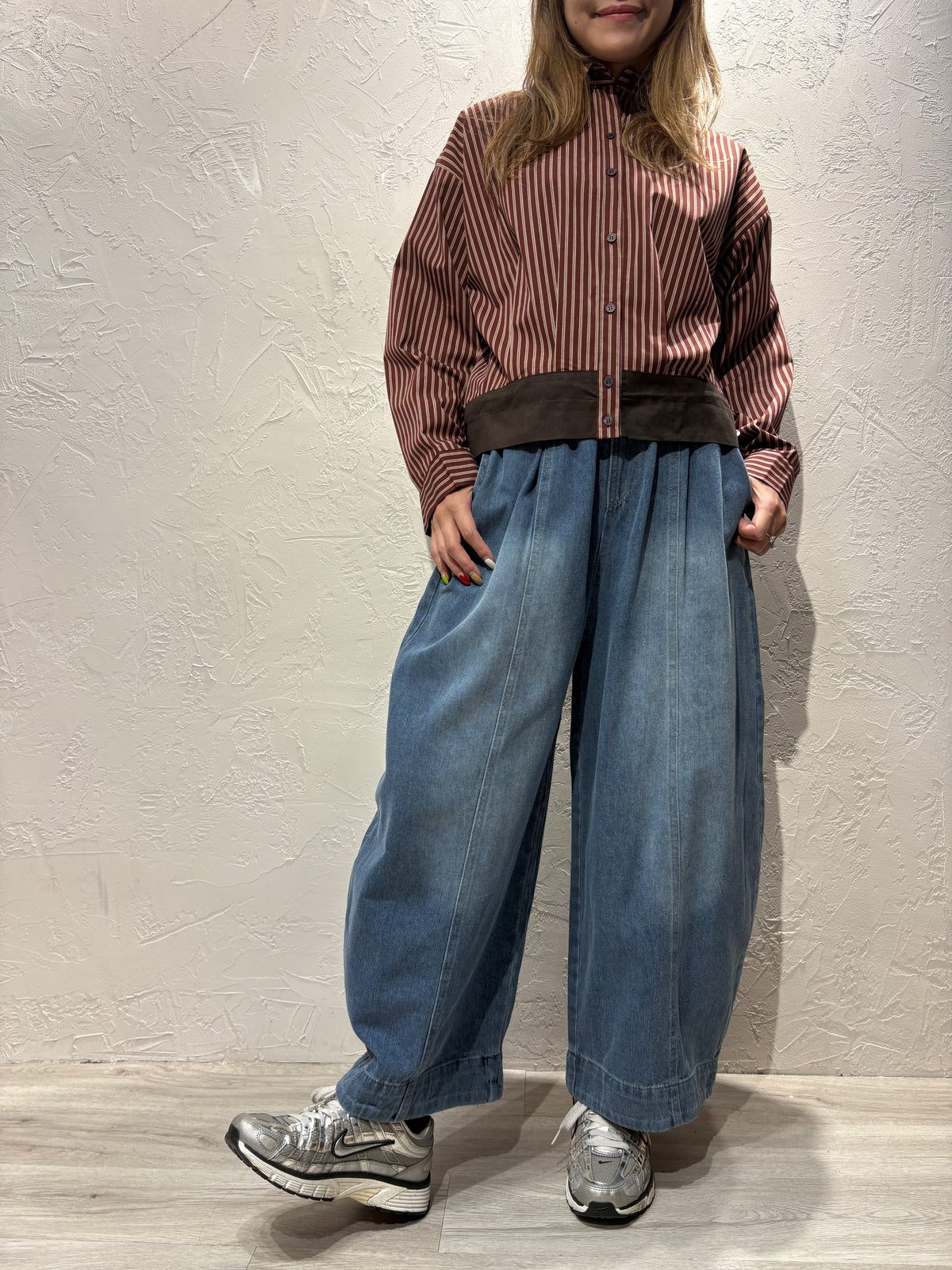Washed Wide Jeans