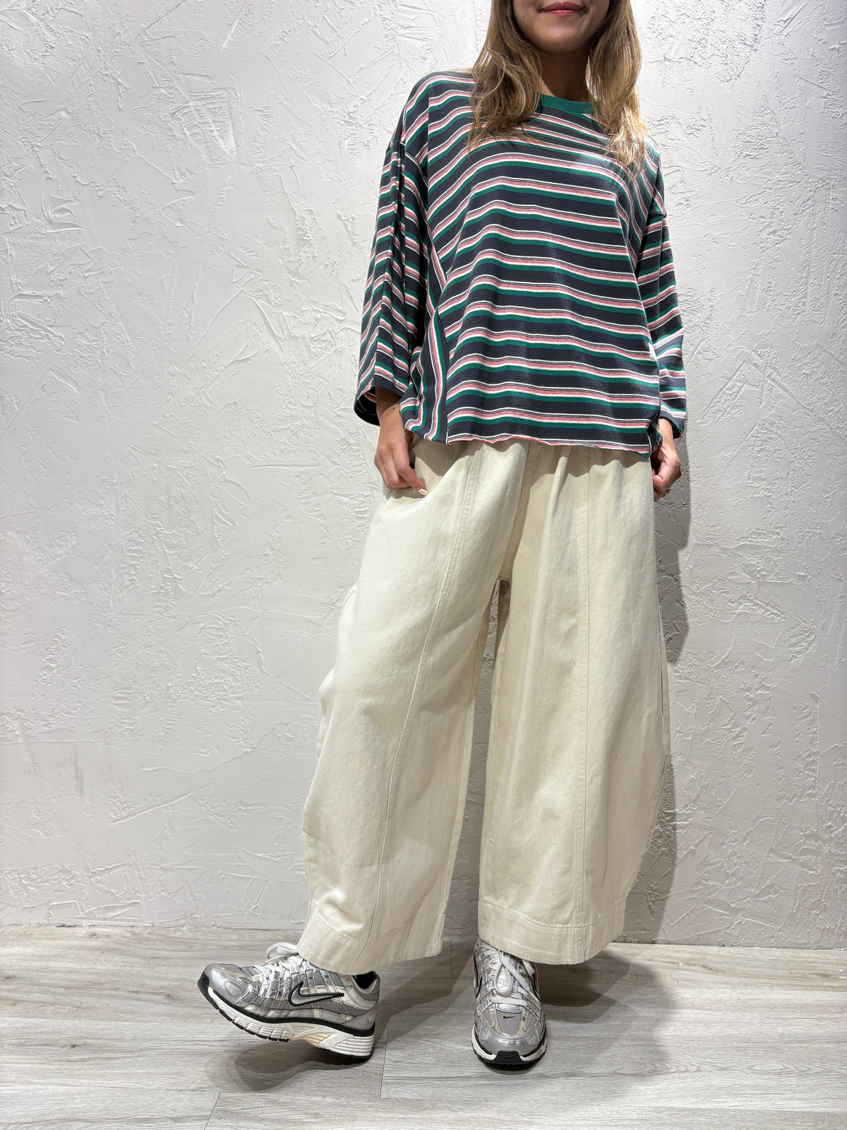Washed Wide Jeans