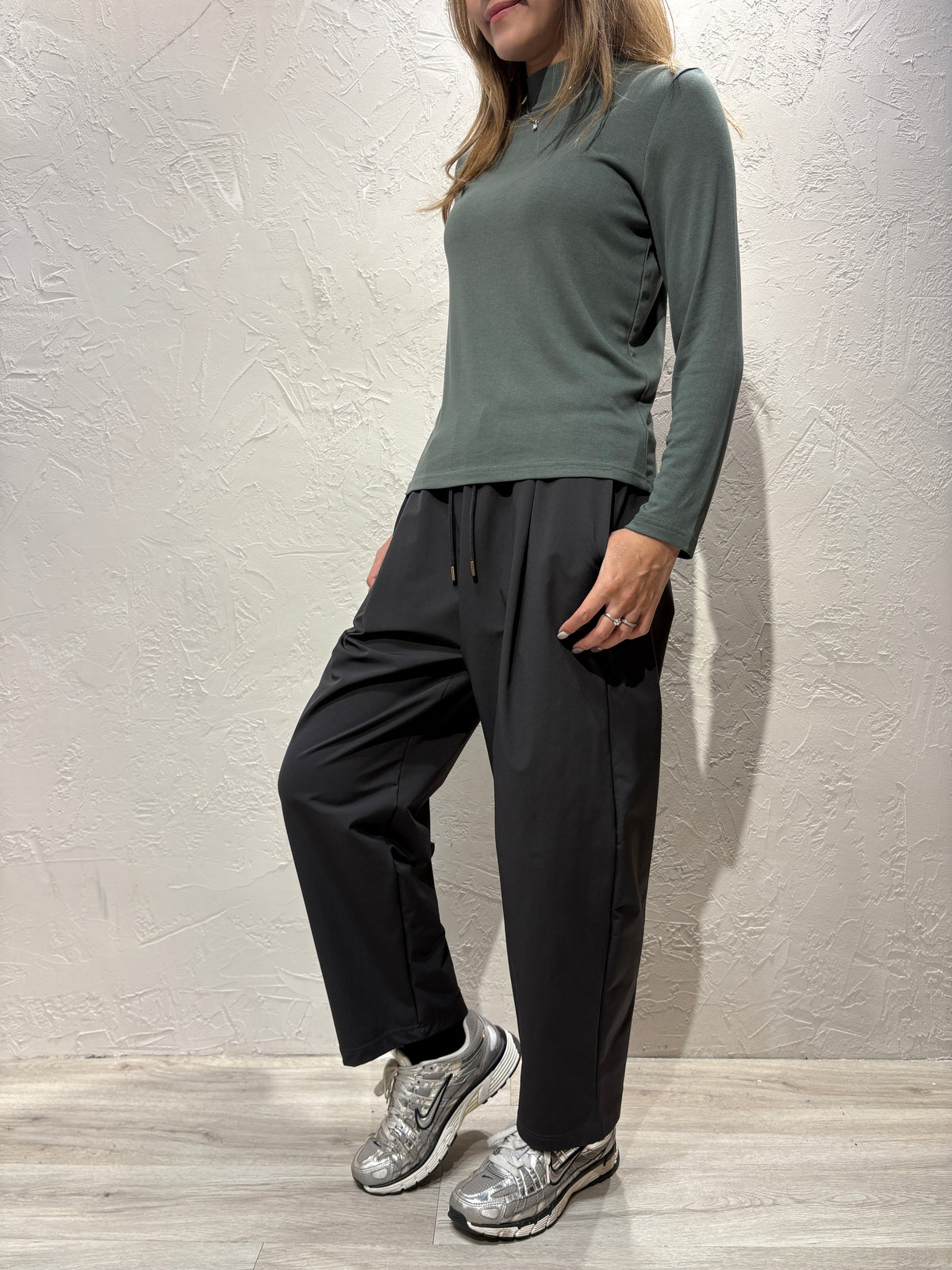 Slim Non-Iron Pants