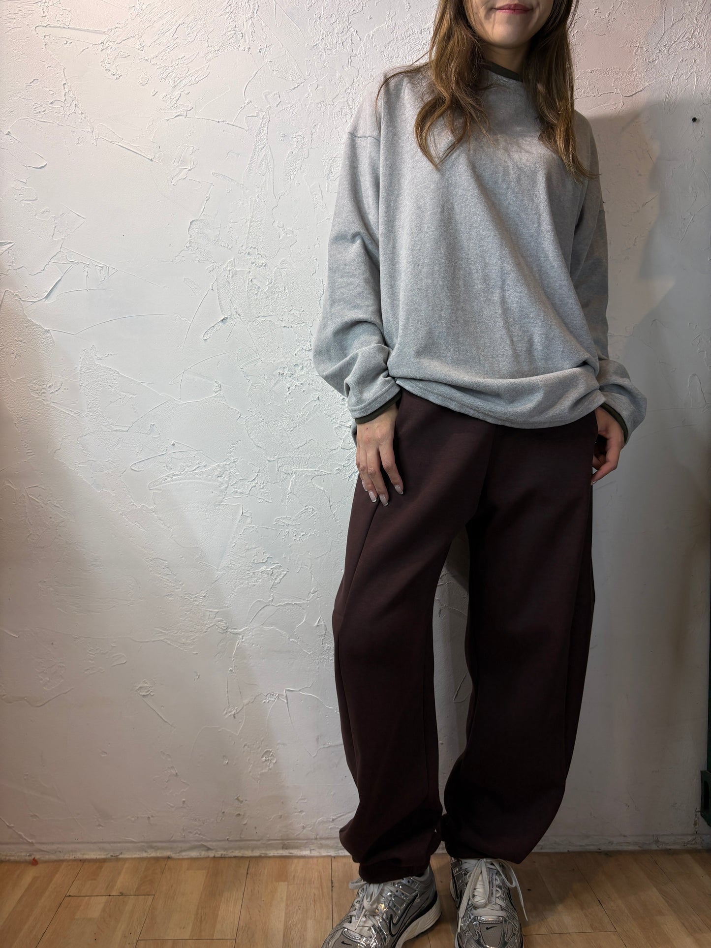 Sporty Cut Pants