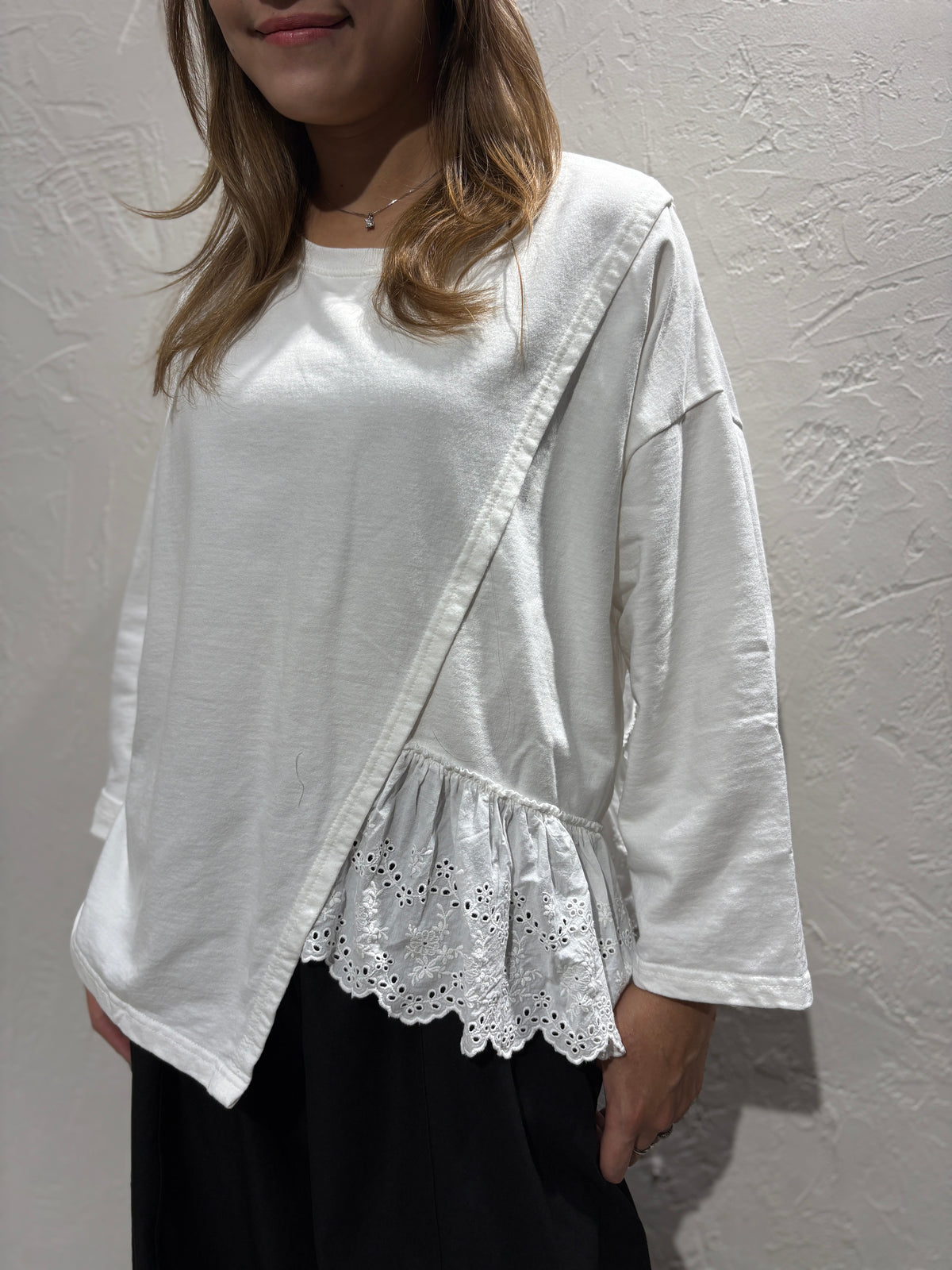 Embroidery Long Sleeves Top