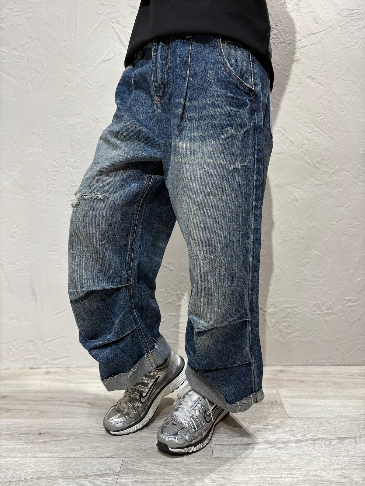 Unisex Broken Jeans
