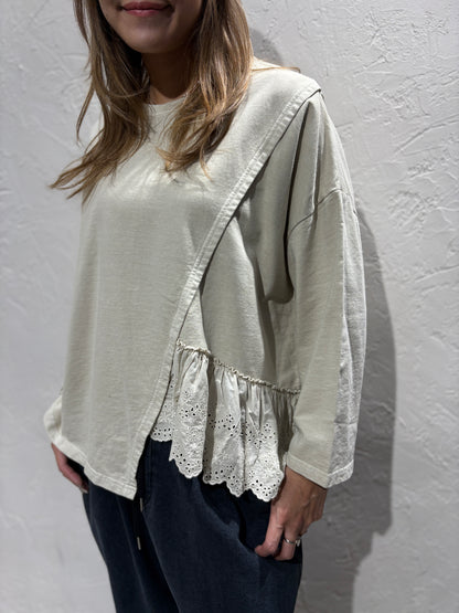 Embroidery Long Sleeves Top