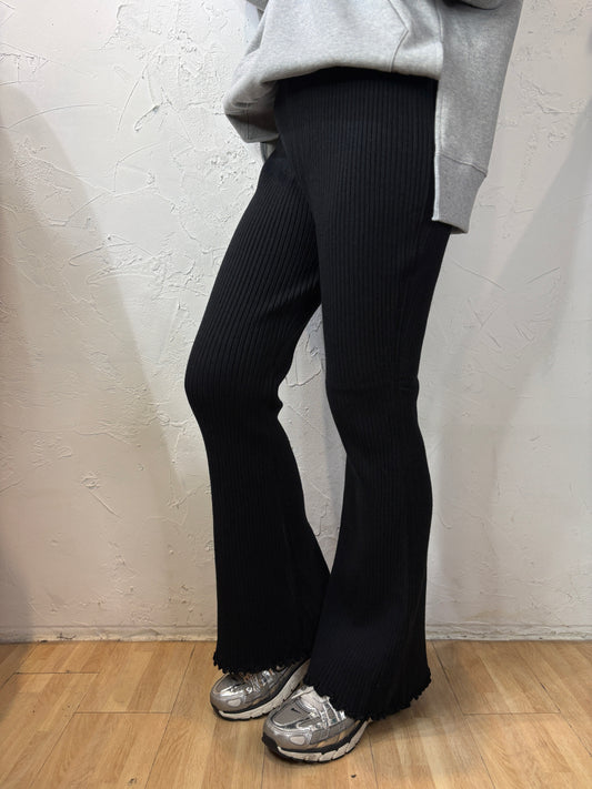Slim Cut Knit Pants