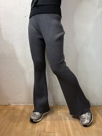 Slim Cut Knit Pants