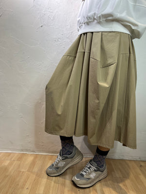 Skirt-like Pants