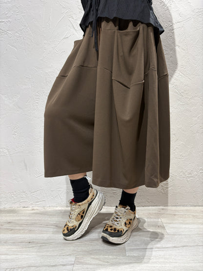 Skirt-like Pocket Pants