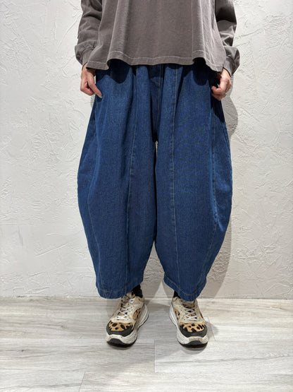 Unisex Balloon Cut Jeans