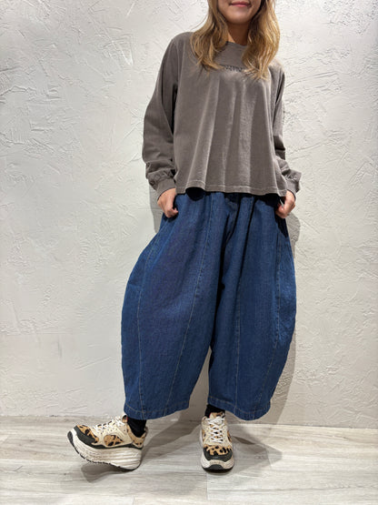 Unisex Balloon Cut Jeans