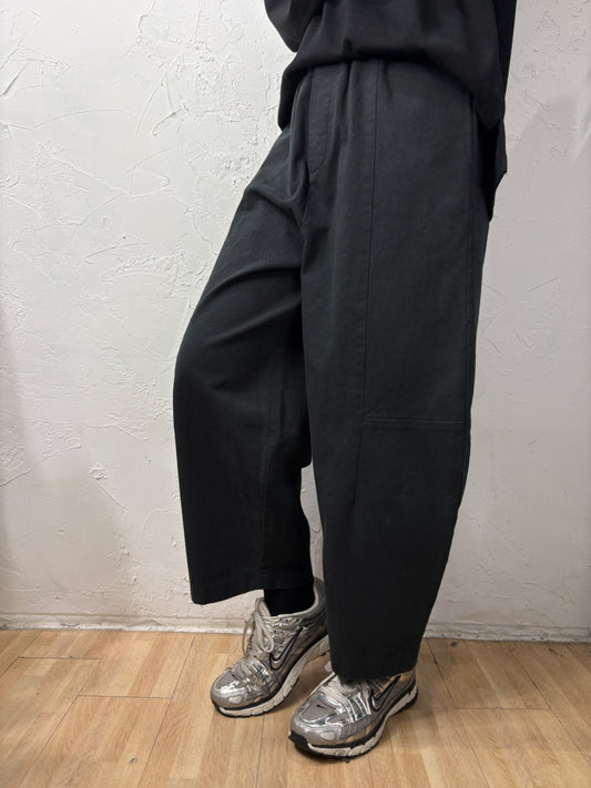 Curved Cut Pants