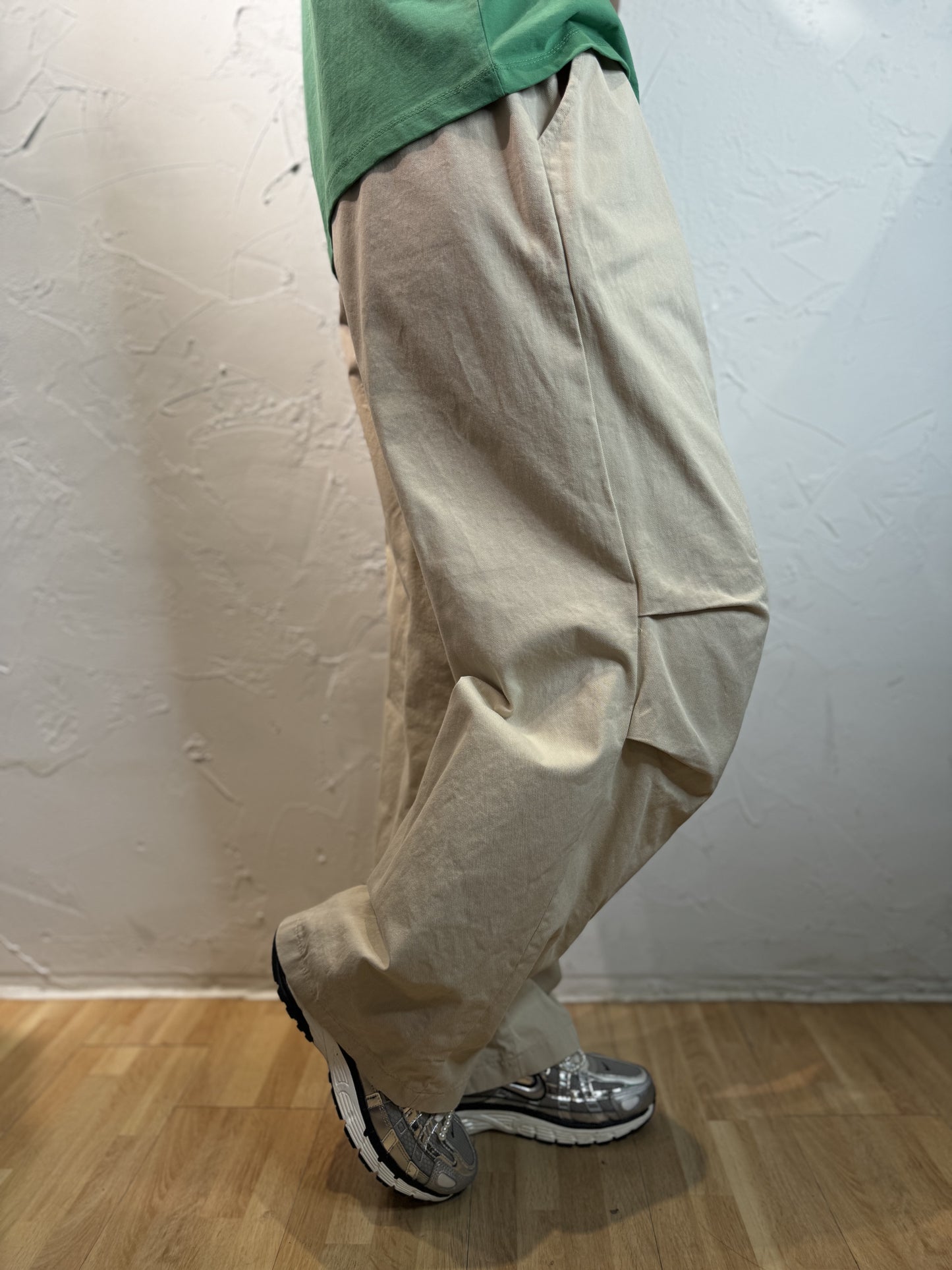 荷葉邊長褲