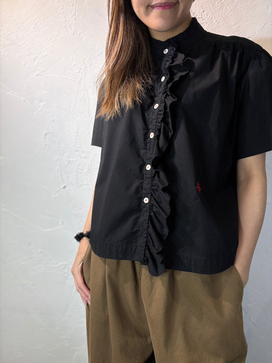 荷葉邊襯衫