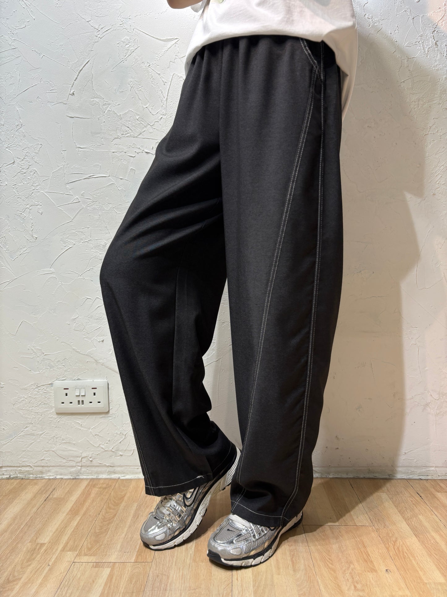 Line Pants