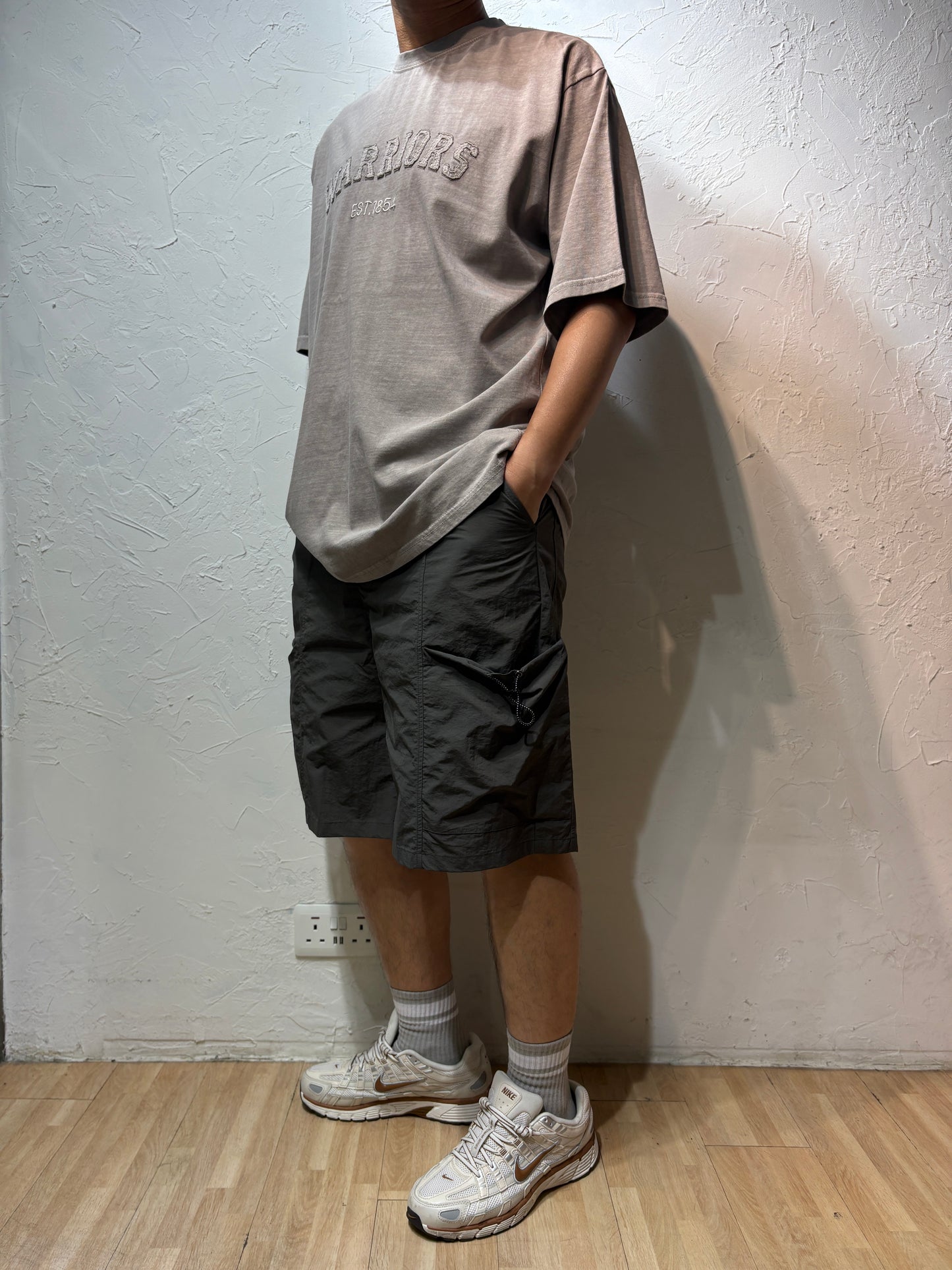 String Cargo Shorts