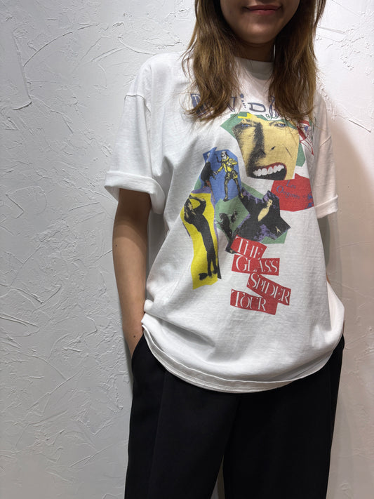 Singer Poster T-shirt