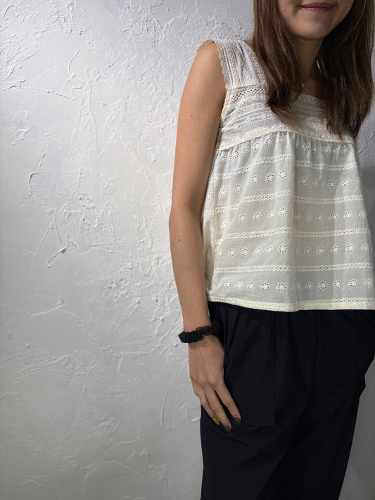 Embroidery Vest