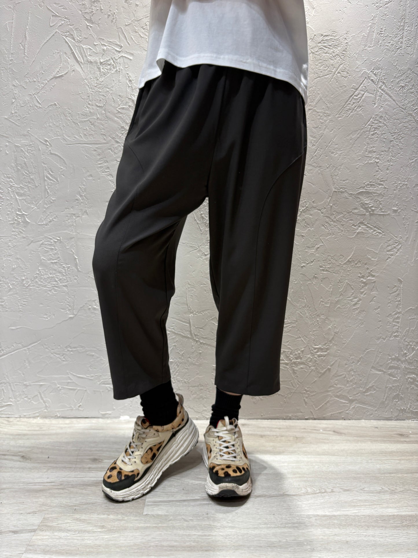 Curved Design Pants