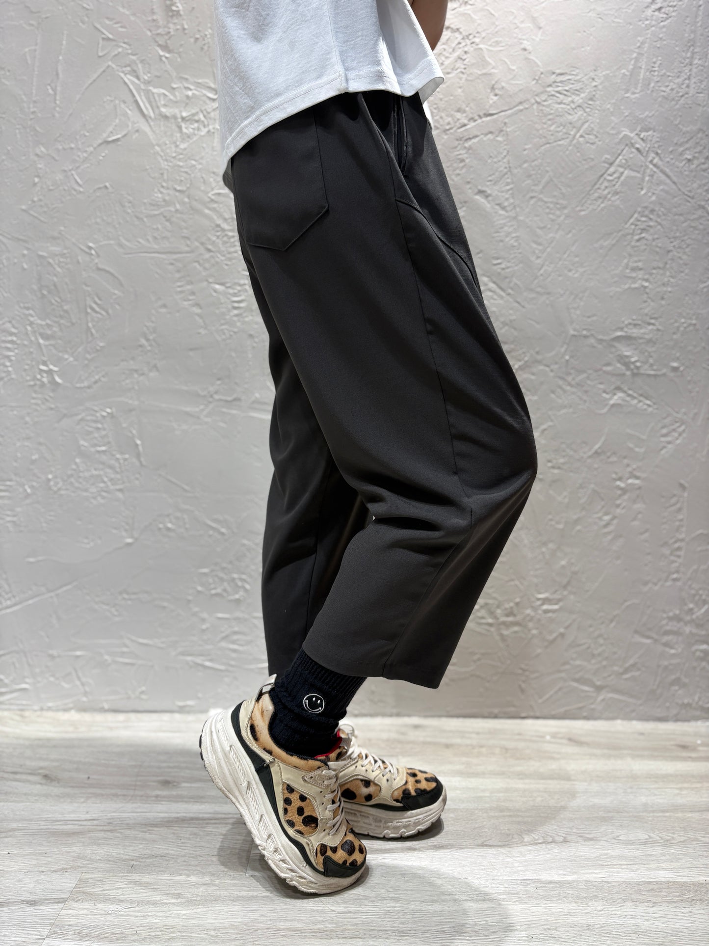Curved Design Pants