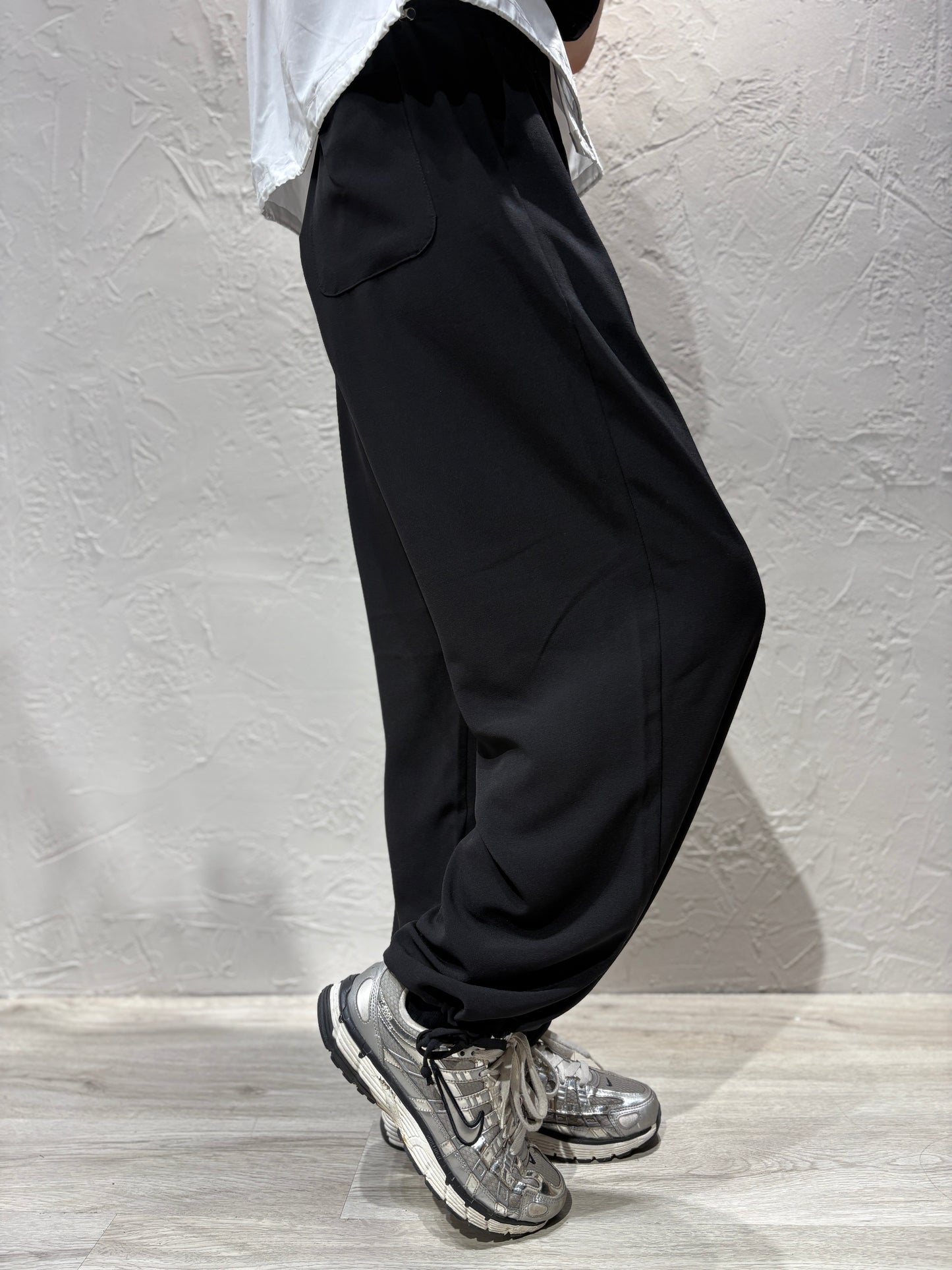 Loose Ankle Banded Pants
