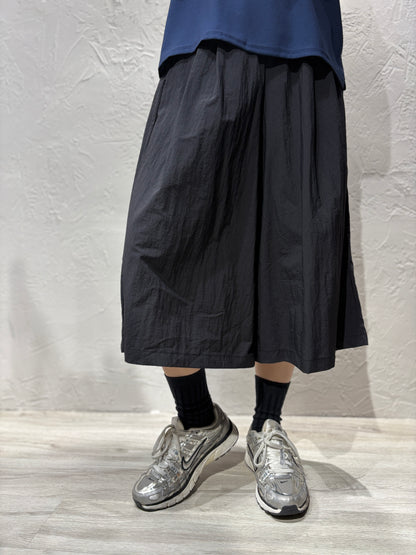 Light Wide Legs Skirt-like Pants