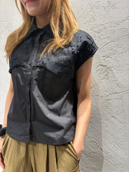 Floral Embroidery Shirt