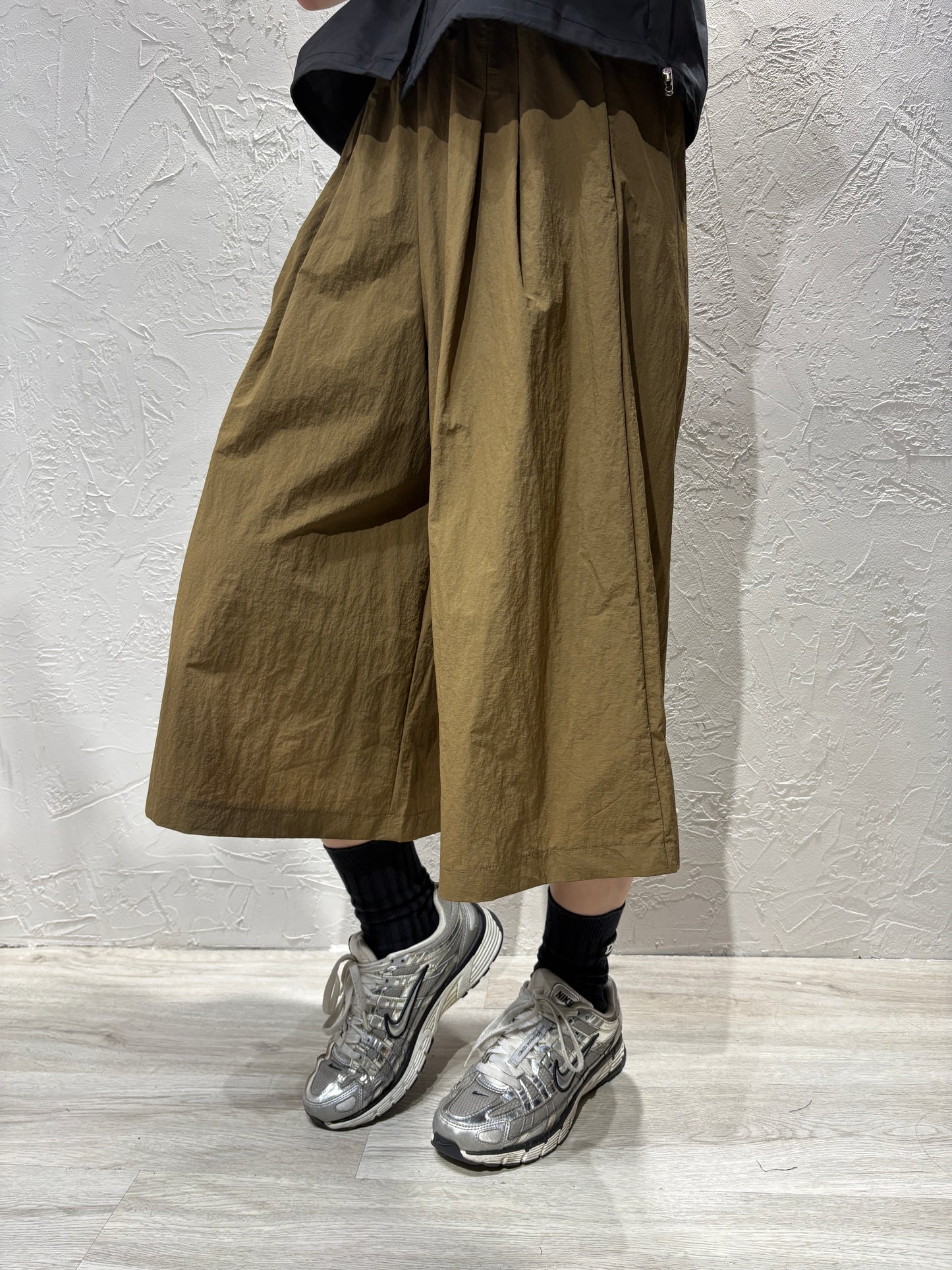 Light Wide Legs Skirt-like Pants
