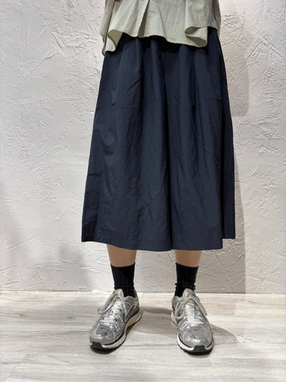 Light Wide Legs Skirt-like Pants