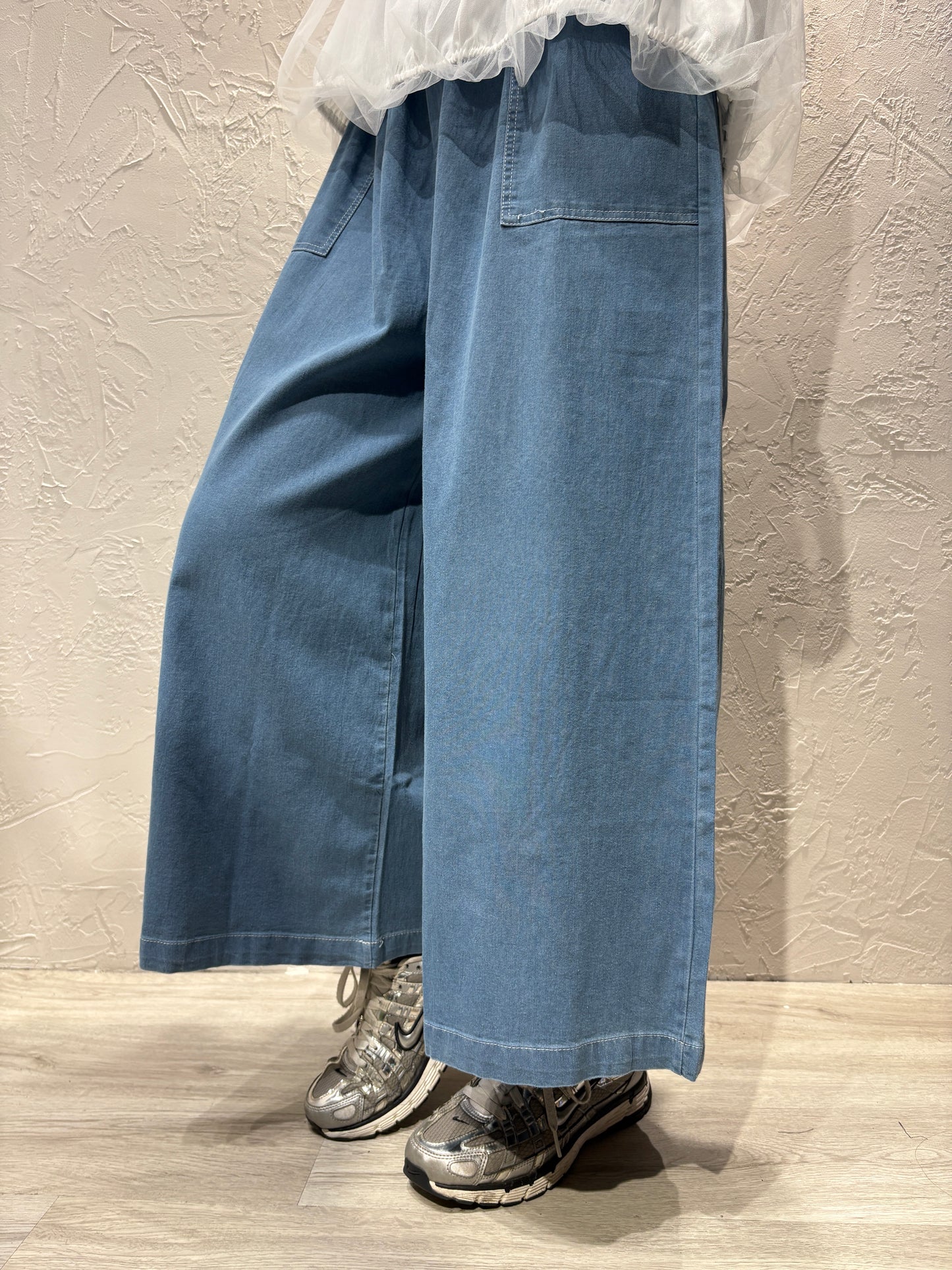Dash Line Pocket Jeans