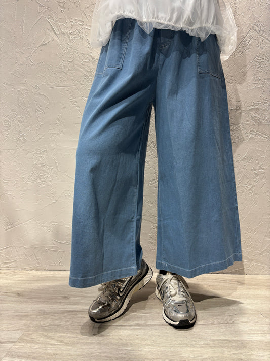 Dash Line Pocket Jeans