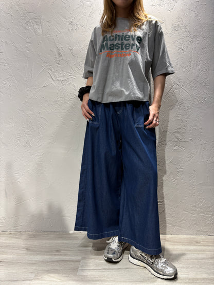 Curved Cut T-shirt