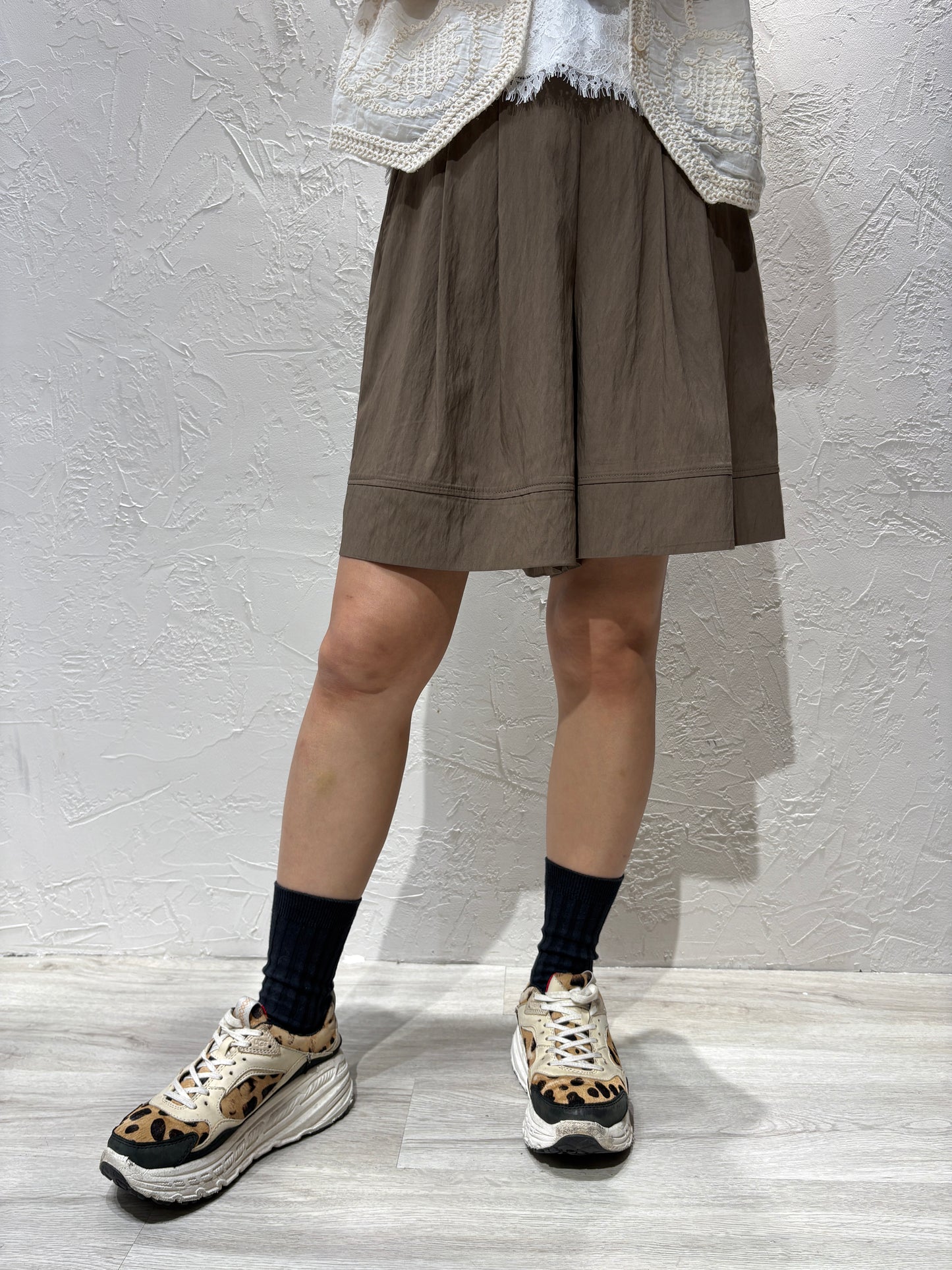 Skirt-like Light Shorts