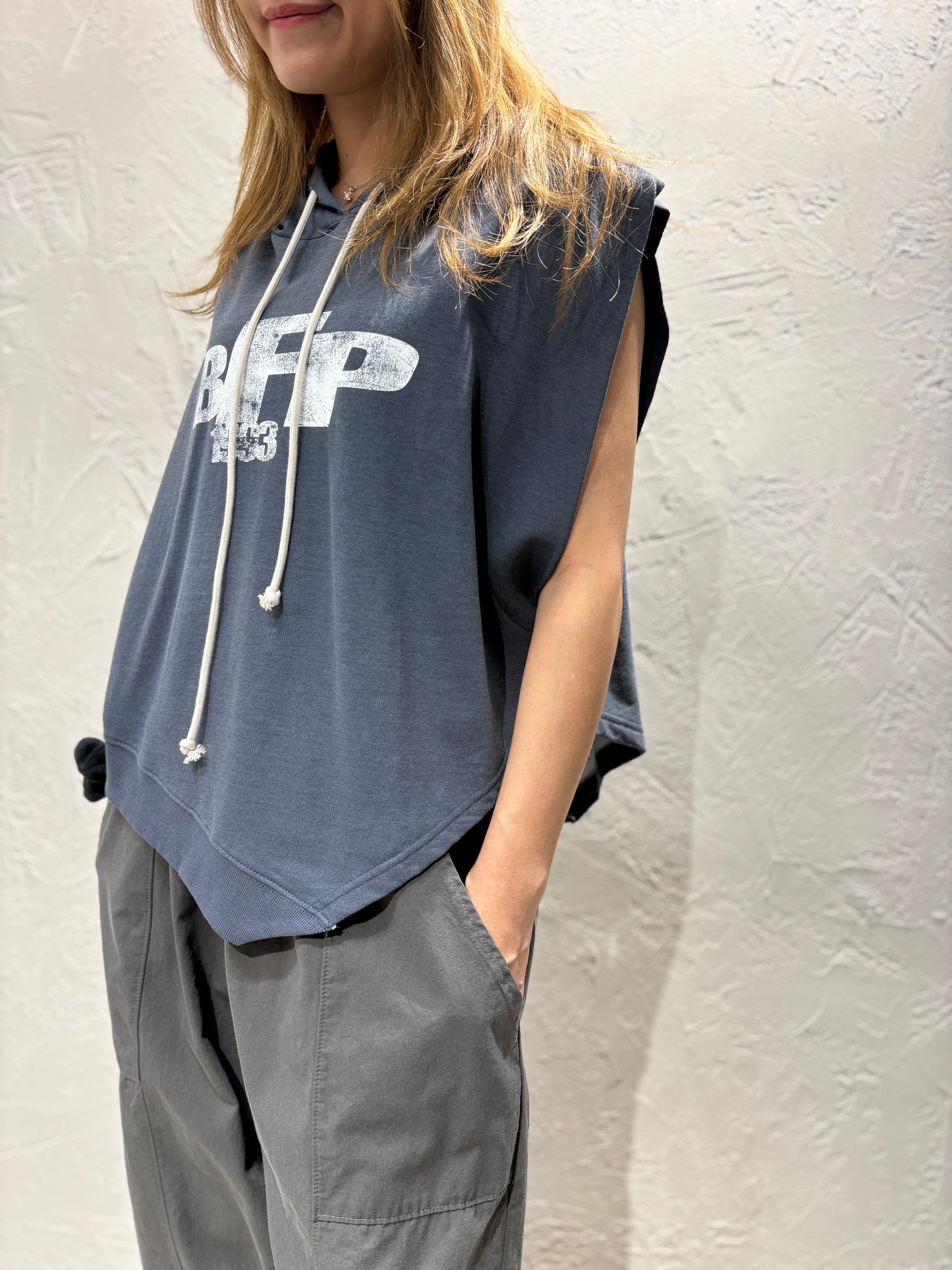 Print Vest Hoodie