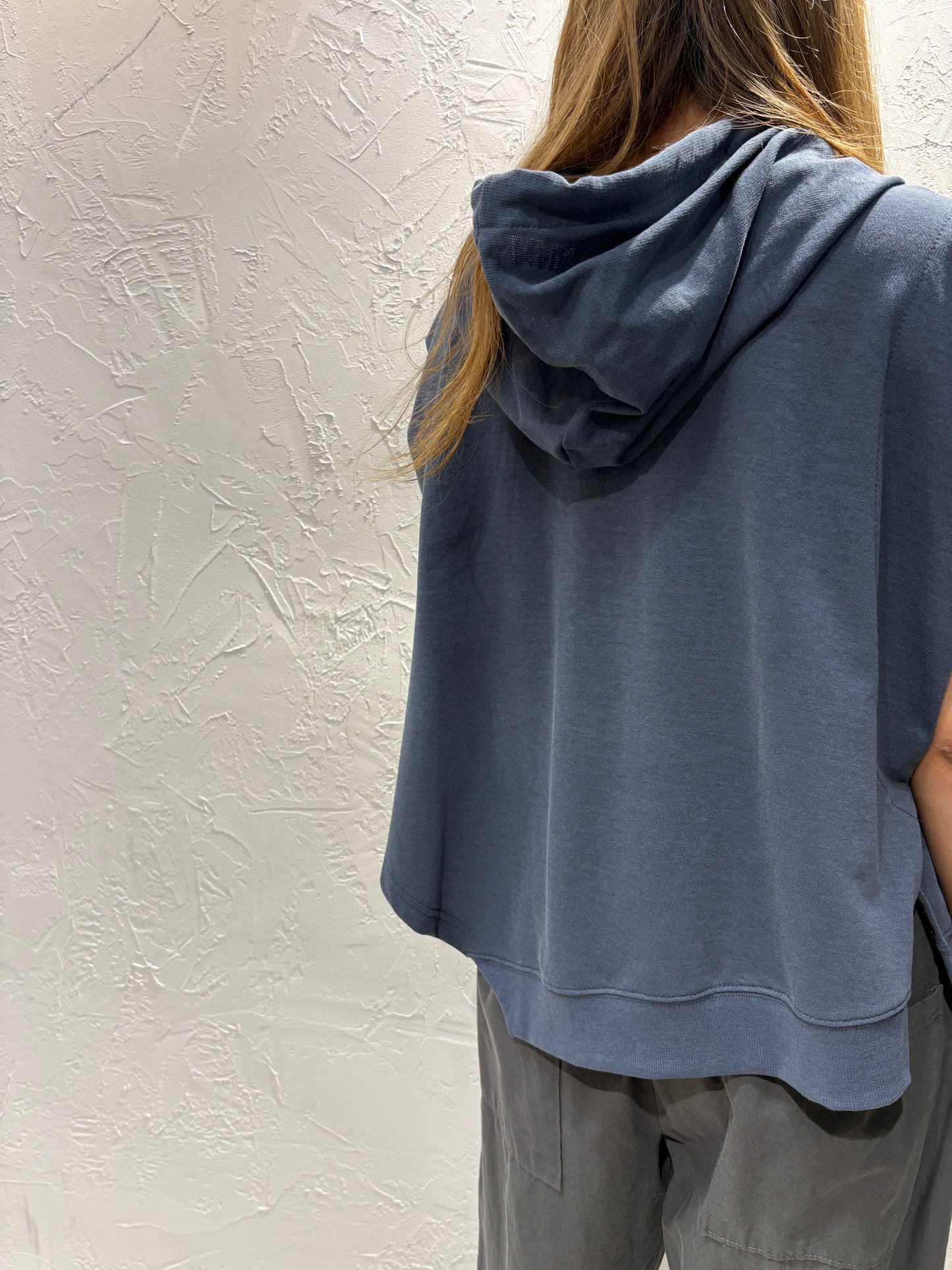 Print Vest Hoodie
