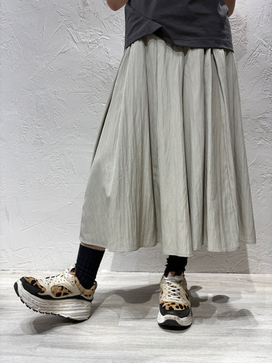 Skirt-like Pants