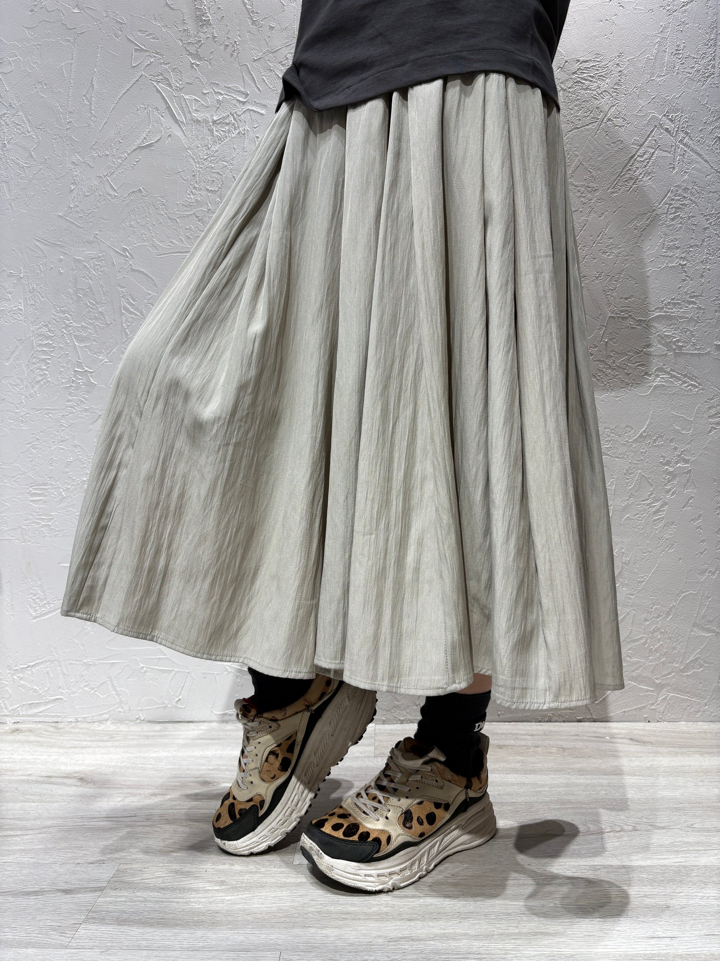 Skirt-like Pants