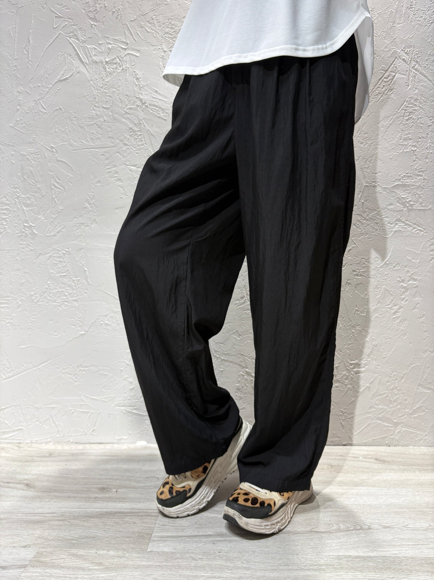 Unisex Wrinkle Light Pants
