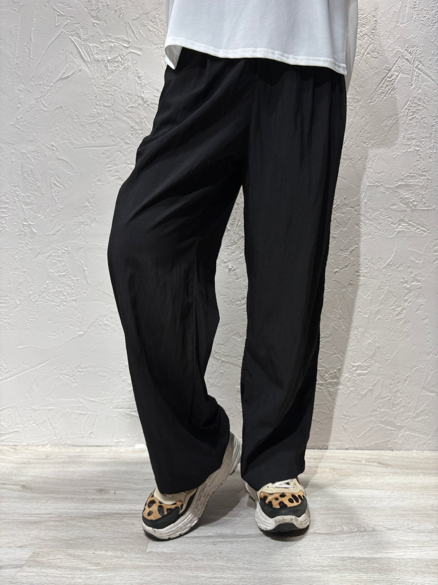 Unisex Wrinkle Light Pants