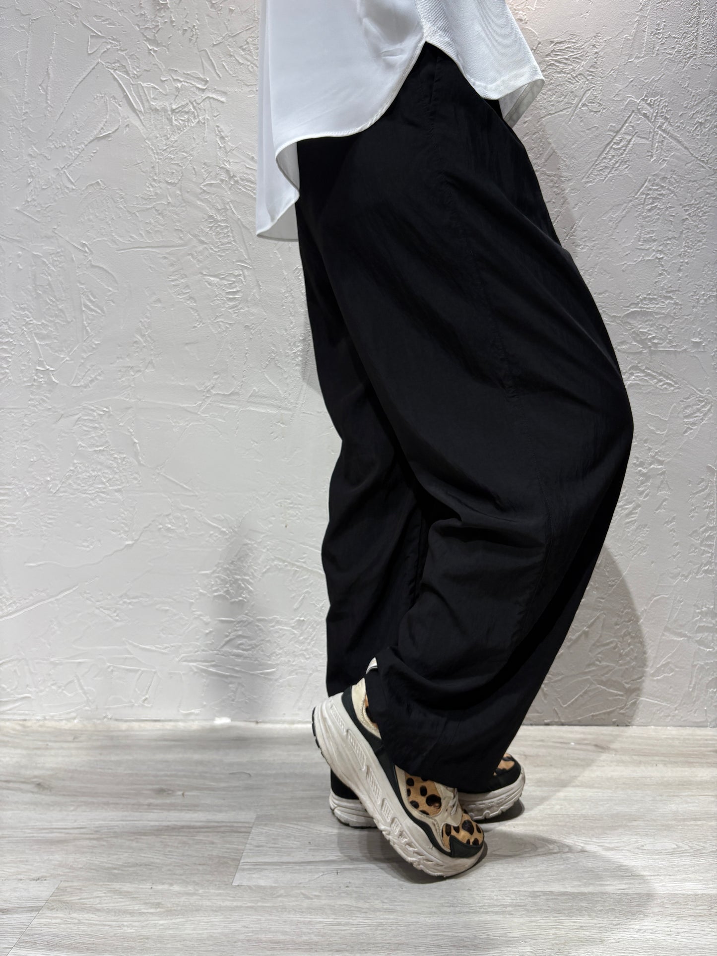 Unisex Wrinkle Light Pants