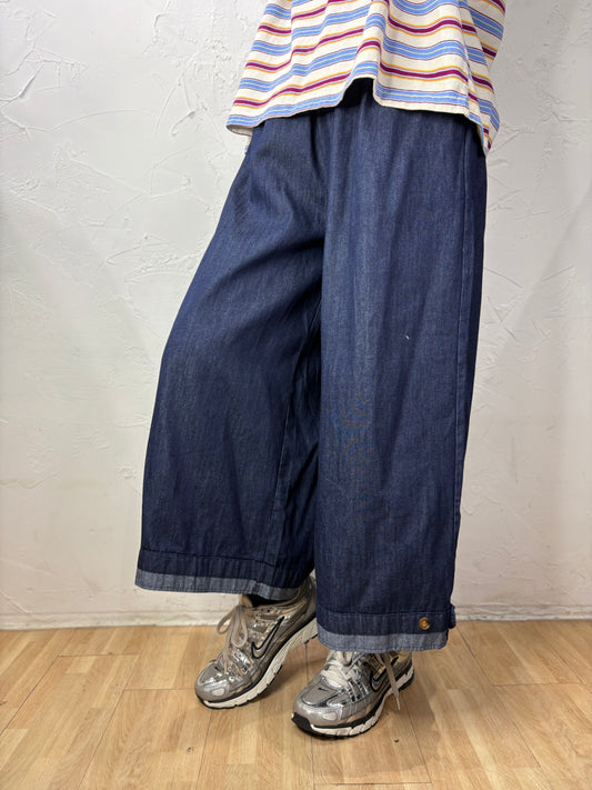 Button Jeans
