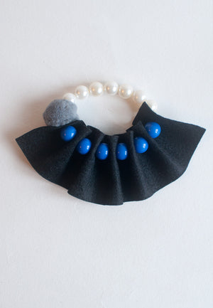 Black Felt Stretch Bracelet - sanwaitsai