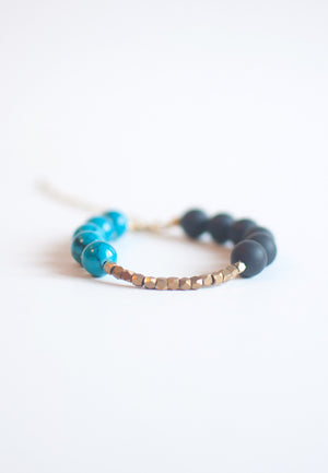 Black Metal Beaded Bracelet - sanwaitsai