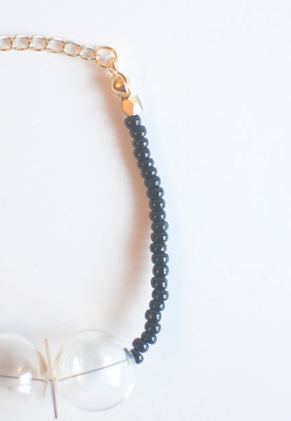 Black Glass Beaded Bracelet - sanwaitsai