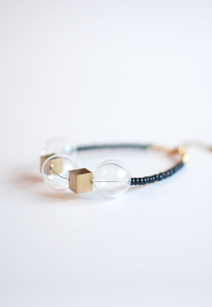 Black Metal Beaded Bracelet - sanwaitsai