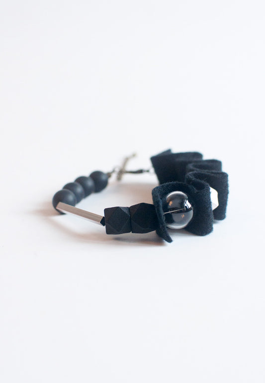 Black White Felt Bracelet - sanwaitsai