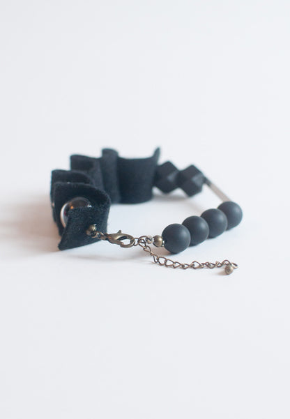 Black White Felt Bracelet - sanwaitsai