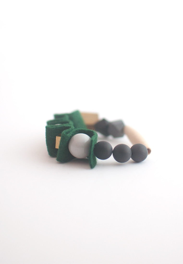 Green Rubber Band Bracelet - sanwaitsai