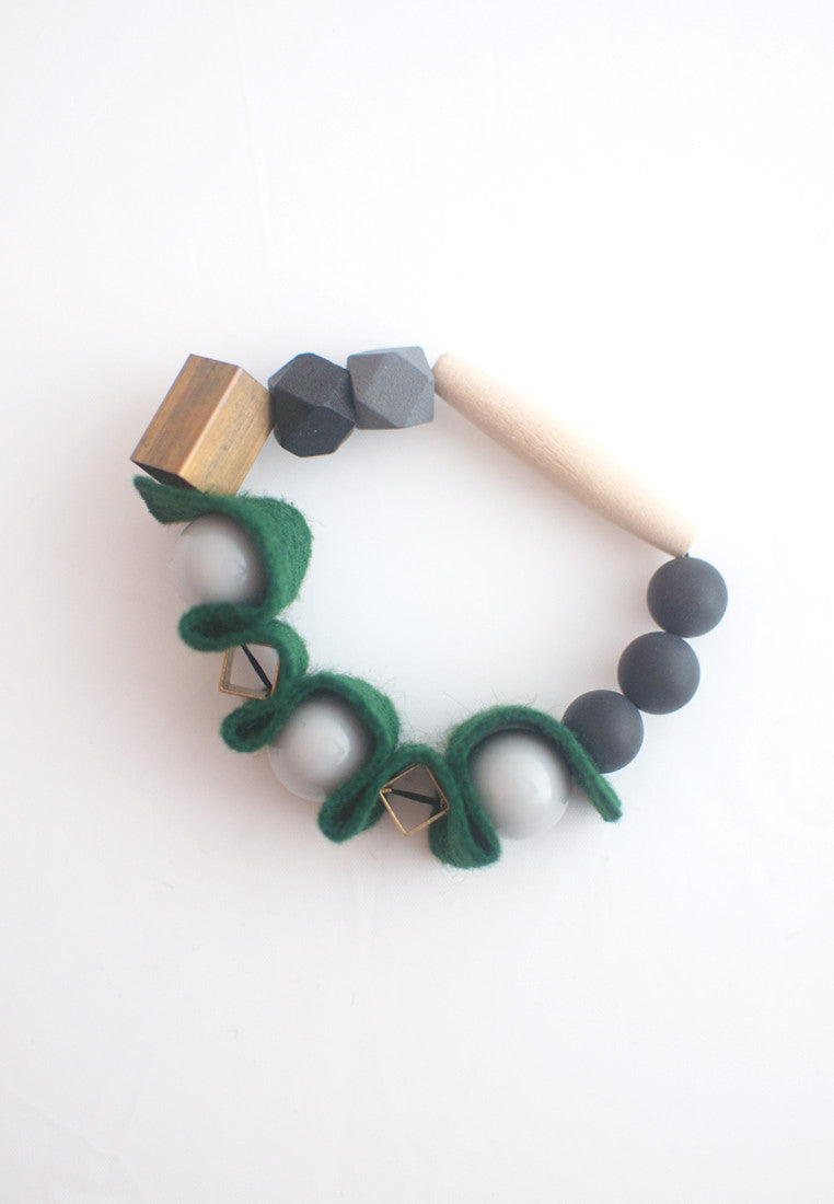 Green Rubber Band Bracelet - sanwaitsai