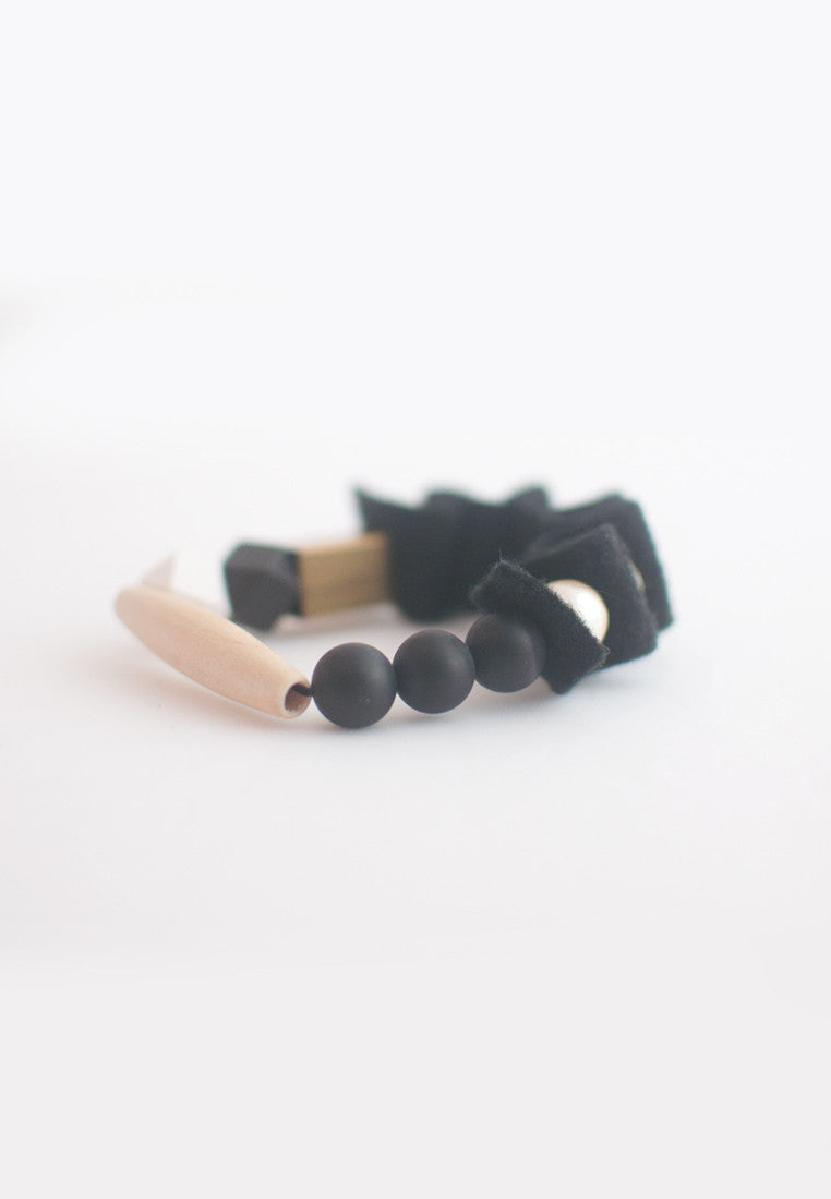 Black Rubber Band Bracelet - sanwaitsai