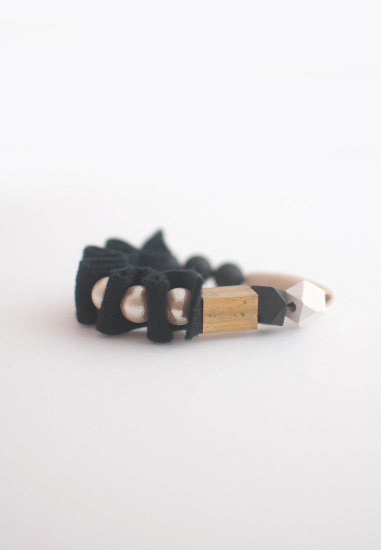 Black Rubber Band Bracelet - sanwaitsai
